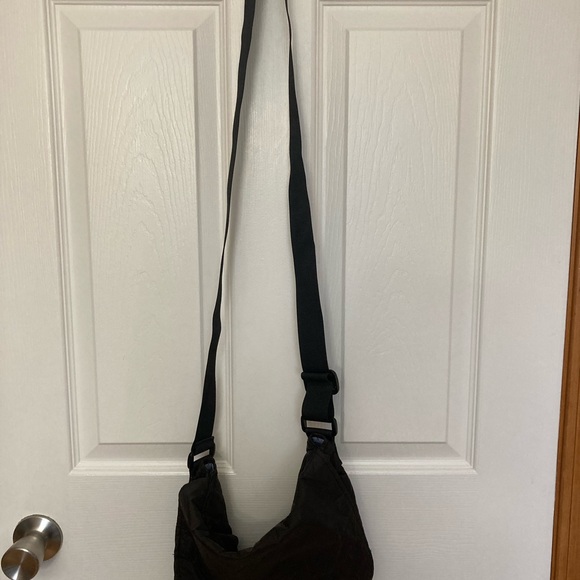 Lolë Black Crossbody Bag - Picture 7 of 8